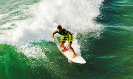 【中国足彩竞彩网】亚泰双杀终结申花联赛争冠梦，足协杯成复仇最后战场