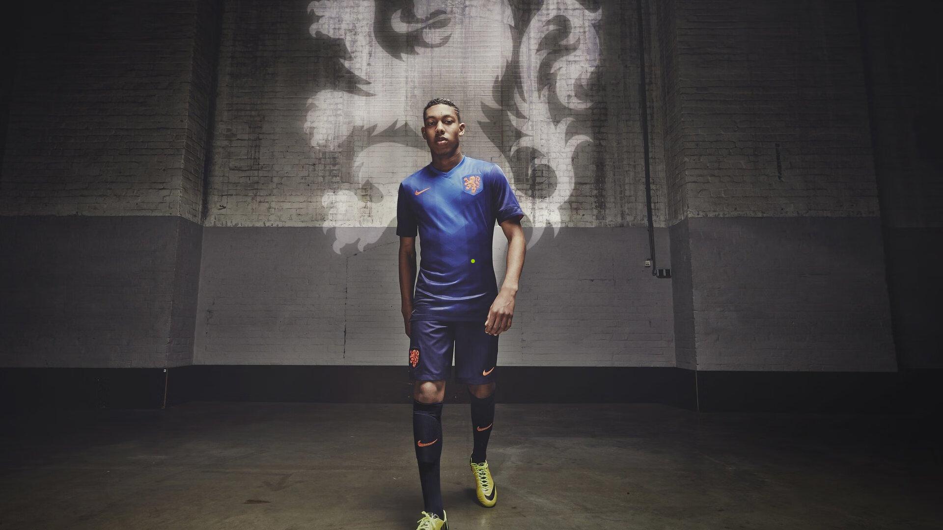 津门虎引援挑战，内援稀缺成关键，外援后腰携西乙经验加盟